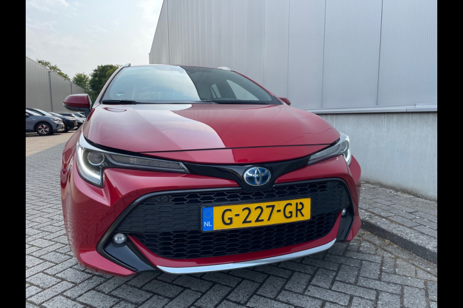 Toyota Corolla Touring Sports 1.8 Hybrid Business Intro / Camera / Navigatie