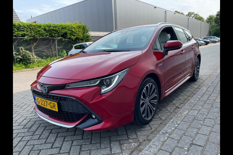 Toyota Corolla Touring Sports 1.8 Hybrid Business Intro / Camera / Navigatie