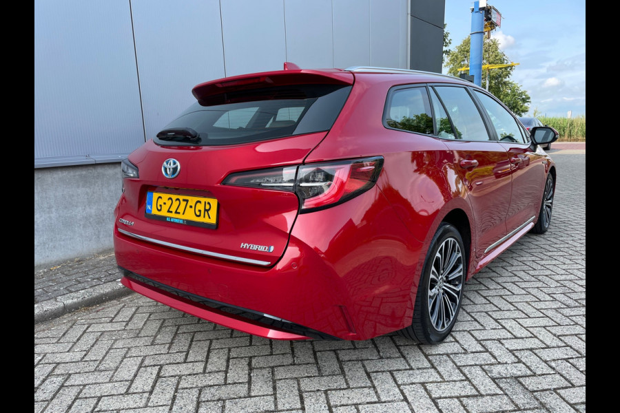 Toyota Corolla Touring Sports 1.8 Hybrid Business Intro / Camera / Navigatie