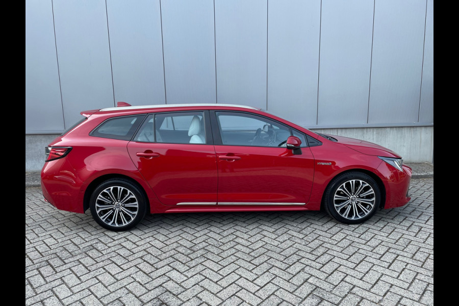 Toyota Corolla Touring Sports 1.8 Hybrid Business Intro / Camera / Navigatie