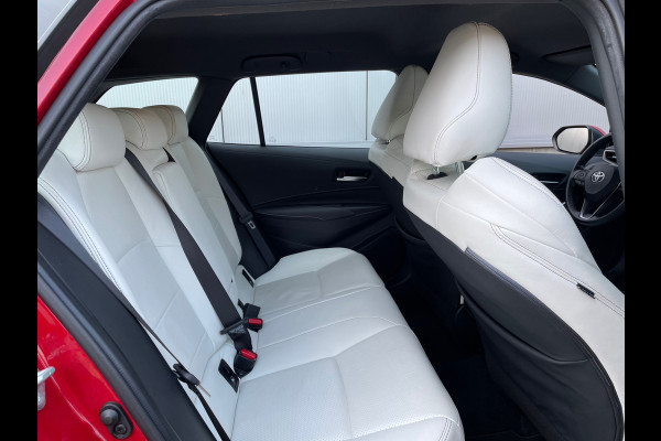 Toyota Corolla Touring Sports 1.8 Hybrid Business Intro / Camera / Navigatie