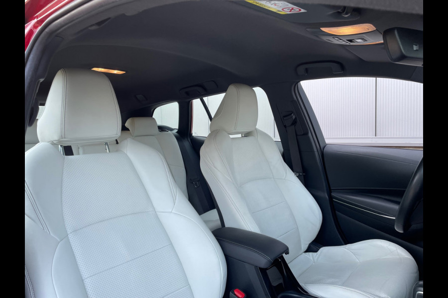Toyota Corolla Touring Sports 1.8 Hybrid Business Intro / Camera / Navigatie