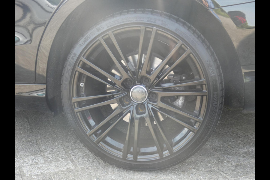 Mercedes-Benz C-Klasse 250 Ambition | LEDEREN BEKLEDING | NAVIGATIE | DEALER ONDERHOUDEN |