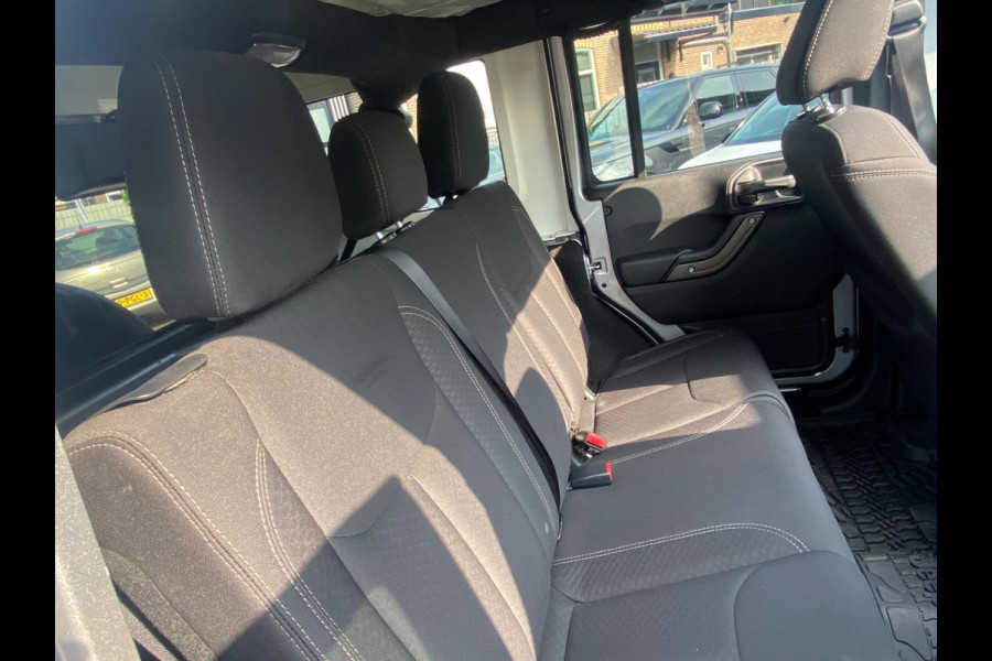 Jeep Wrangler Unlimited 3.6 UNLIMITED CABRIO/5-PERSOONS/4X4/57900KM