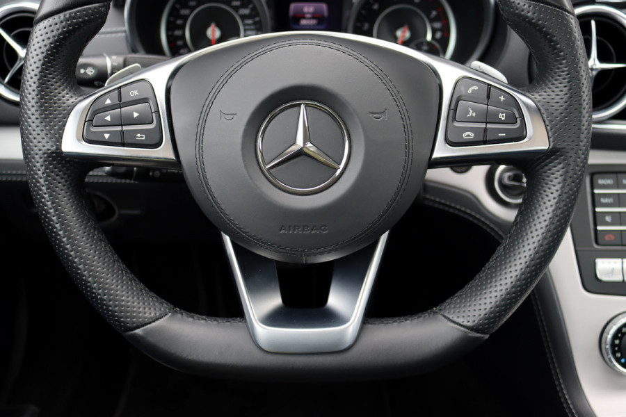 Mercedes-Benz SL-Klasse 400 AMG Line Aut9 | Panoramadak | Harman&Kardon | Stoelverwarming/-ventilatie | Soft-Close | Intelligent Light System | Camera | Leder |