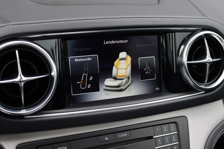 Mercedes-Benz SL-Klasse 400 AMG Line Aut9 | Panoramadak | Harman&Kardon | Stoelverwarming/-ventilatie | Soft-Close | Intelligent Light System | Camera | Leder |