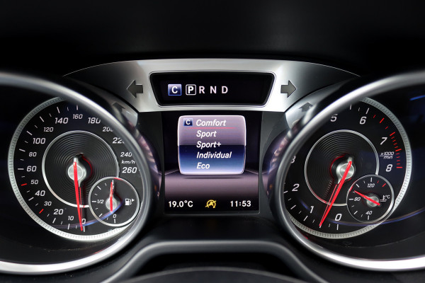 Mercedes-Benz SL-Klasse 400 AMG Line Aut9 | Panoramadak | Harman&Kardon | Stoelverwarming/-ventilatie | Soft-Close | Intelligent Light System | Camera | Leder |