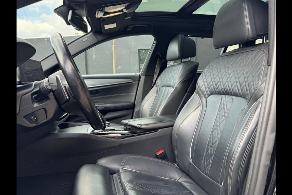 BMW 5 Serie Touring 540i xDrive High Ex. M Sport|4wStur||PANO|HuD|NL