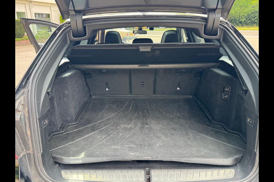 BMW 5 Serie Touring 540i xDrive High Ex. M Sport|4wStur||PANO|HuD|NL