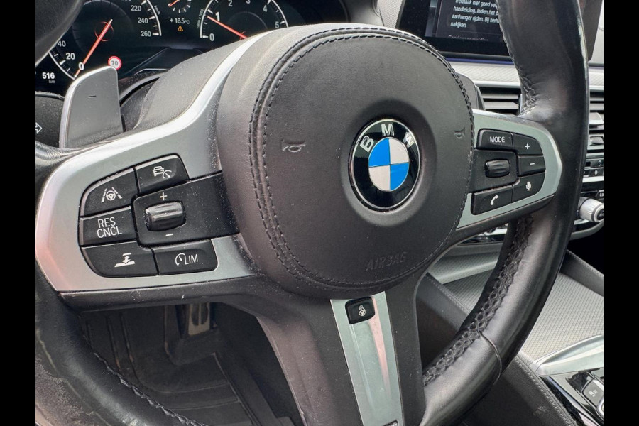 BMW 5 Serie Touring 540i xDrive High Ex. M Sport|4wStur||PANO|HuD|NL