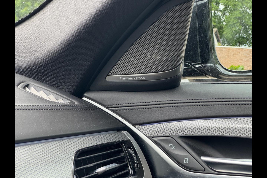BMW 5 Serie Touring 540i xDrive High Ex. M Sport|4wStur||PANO|HuD|NL