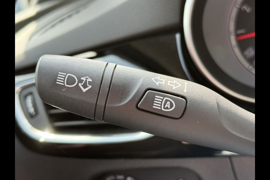 Opel Astra Sports Tourer BWJ 2018 | 1.4 150PK Innovation | CLIMA | CRUISE | TREKHAAK | NAVI | PDC | LED |