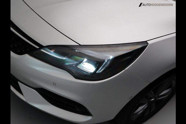 Opel Astra 1.2 Design & Tech (APPLE CARPLAY,LED,DODEHOEK,CAMERA,PARKEERSENSOR,COMFORT-STOELEN,LEDER,ADAPTIVE CRUISE,LM-VELGEN)