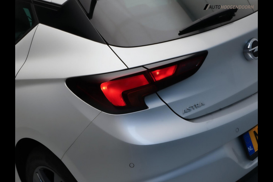 Opel Astra 1.2 Design & Tech (APPLE CARPLAY,LED,DODEHOEK,CAMERA,PARKEERSENSOR,COMFORT-STOELEN,LEDER,ADAPTIVE CRUISE,LM-VELGEN)