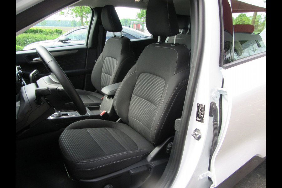 Ford Kuga 2.5 PHEV Titanium, NAVI,CAMERA, CARPLAY, Bi Led (occasion)