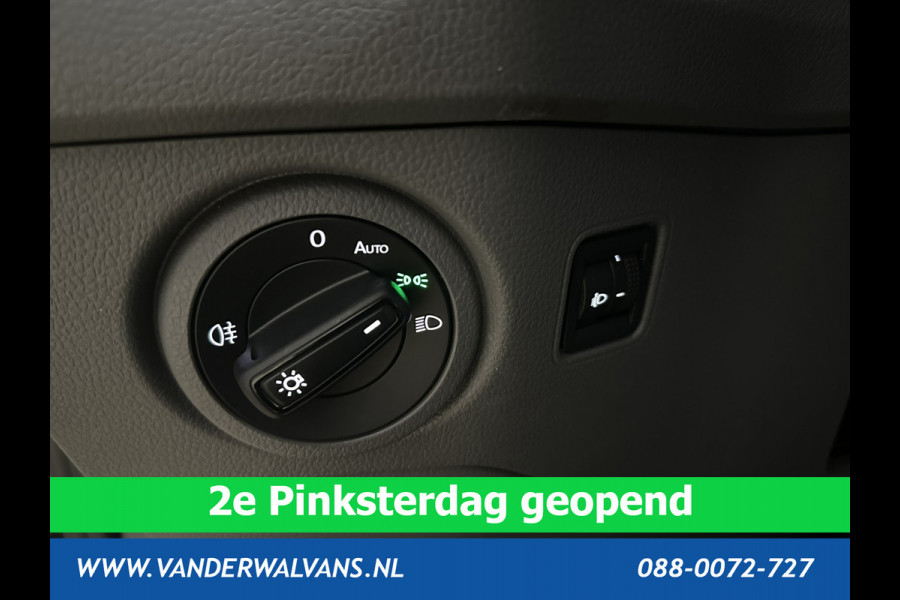 Volkswagen Crafter 2.0 TDI 140pk L3H2 (oude L2H1) Euro6 # Airco | Navigatie | Apple Carplay | Android auto parkeersensoren, 3000kg trekvermogen