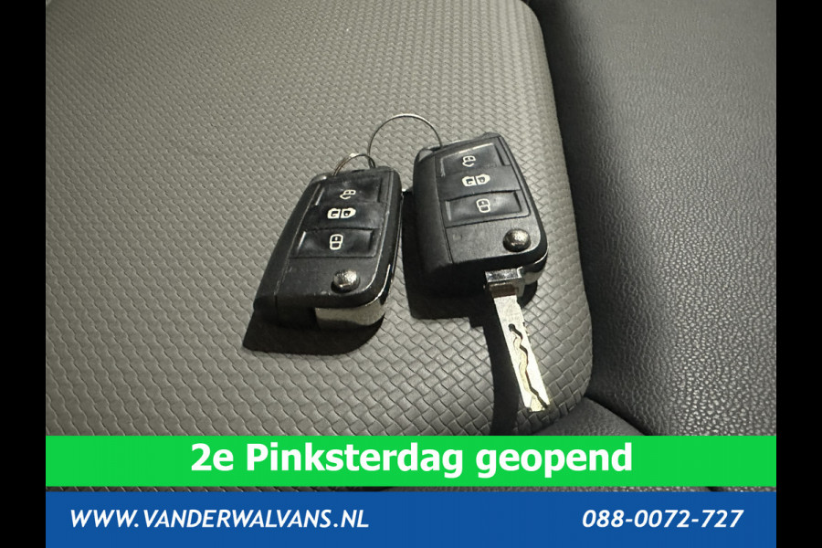 Volkswagen Crafter 2.0 TDI 140pk L3H2 (oude L2H1) Euro6 # Airco | Navigatie | Apple Carplay | Android auto parkeersensoren, 3000kg trekvermogen