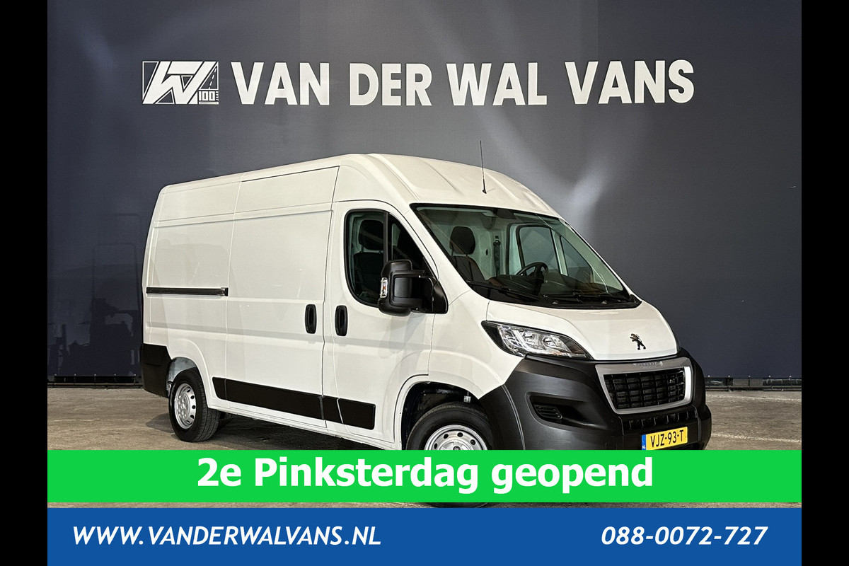 Peugeot Boxer 2.2 BlueHDi 140pk L2H2 Euro6 Airco | Camera | Navigatie | 2500kg Trekhaak Cruisecontrol, Parkeersensoren, Bijrijdersbank Peugeot Boxer 2.2 BlueHDi 140pk L2H2 Euro6 Airco | Camera | Navigatie | 2500kg Trekhaak Cruisecontrol, Parkeersensoren, Bijrijdersbank