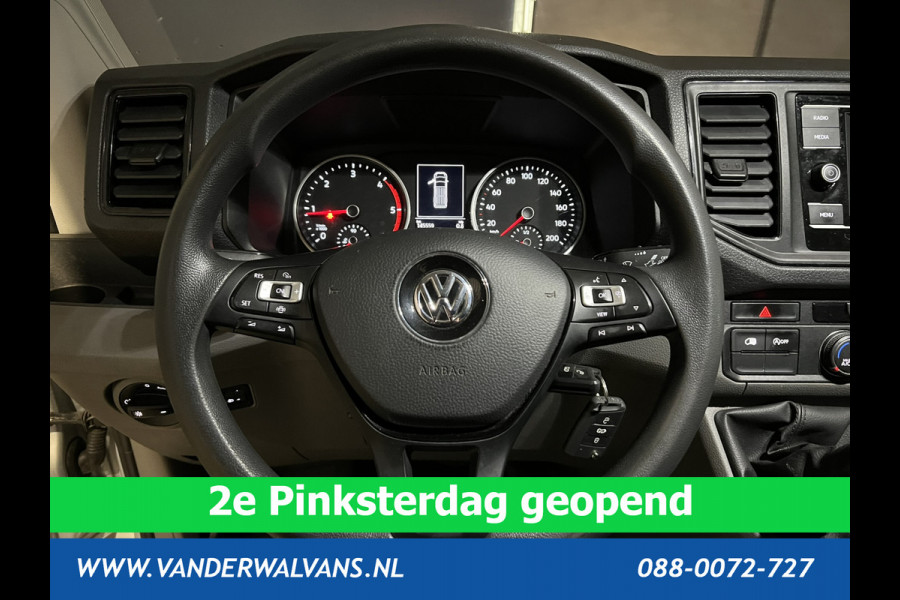 Volkswagen Crafter 2.0 TDI 140 pk L3H3 L2H2 Euro6 Airco | Camera | Apple Carplay | Cruisecontrol Android Auto, Parkeersensoren, Bijrijdersbank, 3000kg Trekvermogen, zilver