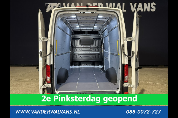 Volkswagen Crafter 2.0 TDI 177 pk L3H3 L2H2 Euro6 Airco | Camera | Navigatie | Apple Carplay Android Auto, Cruisecontrol, Chauffeursstoel