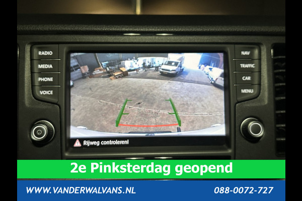 Volkswagen Crafter 2.0 TDI 177 pk L3H3 L2H2 Euro6 Airco | Camera | Navigatie | Apple Carplay Android Auto, Cruisecontrol, Chauffeursstoel