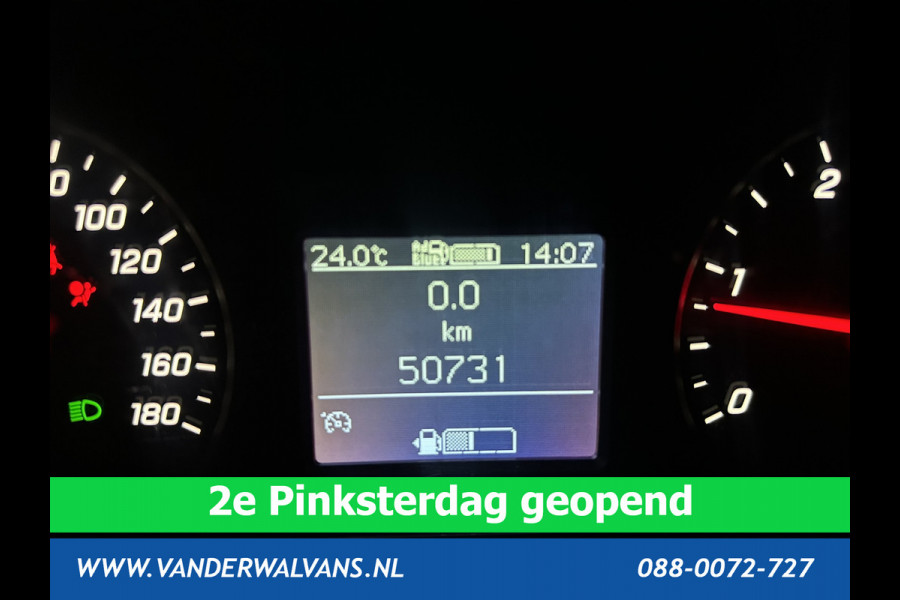 Mercedes-Benz Sprinter 317 CDI 170pk L3H2 Fabrieksgarantie Euro6 Airco | Camera | Apple Carplay | Android Auto Cruisecontrol, Parkeersensoren, Stoelverwarming, Bijrijdersbank, MBUX