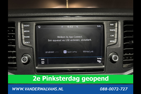 Volkswagen Crafter 2.0 TDI 140 pk L3H2 L2H1 Euro6 Airco | Navigatie | Apple Carplay | Android Auto | Trekhaak Parkeersensoren, Bijrijdersbank
