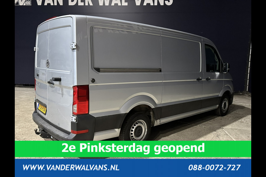 Volkswagen Crafter 2.0 TDI 140 pk L3H2 L2H1 Euro6 Airco | Navigatie | Apple Carplay | Android Auto | Trekhaak Parkeersensoren, Bijrijdersbank