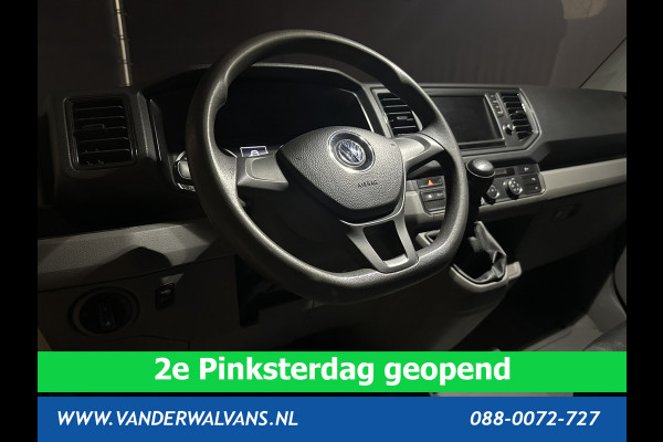 Volkswagen Crafter 2.0 TDI 140 pk L3H2 L2H1 Euro6 Airco | Navigatie | Apple Carplay | Android Auto | Trekhaak Parkeersensoren, Bijrijdersbank
