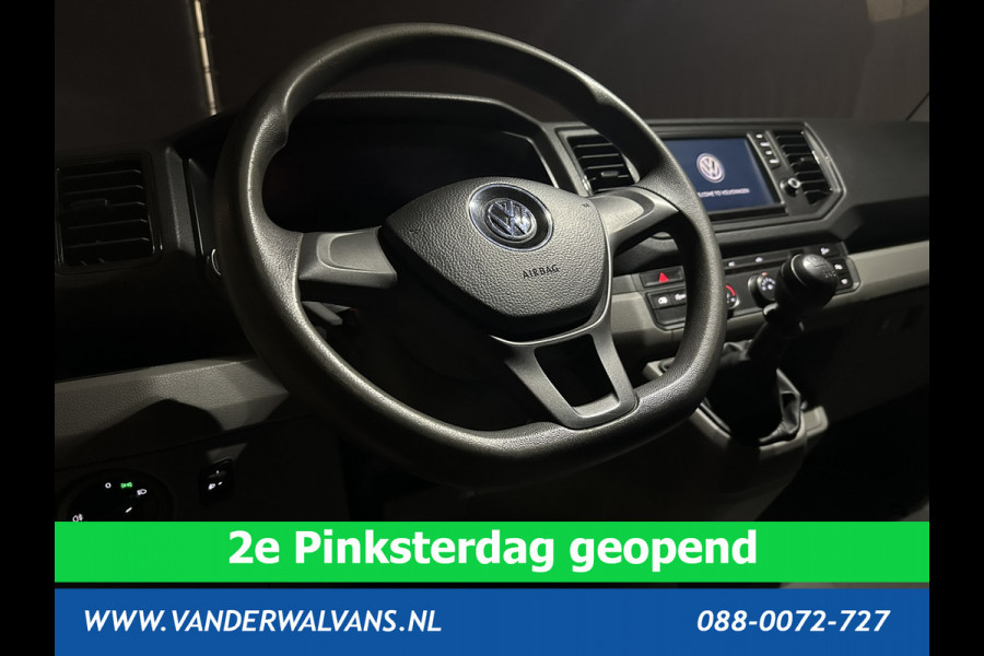 Volkswagen Crafter 2.0 TDI 140 pk L3H2 L2H1 Euro6 Airco | Navigatie | Apple Carplay | Android Auto | Trekhaak Parkeersensoren, Bijrijdersbank