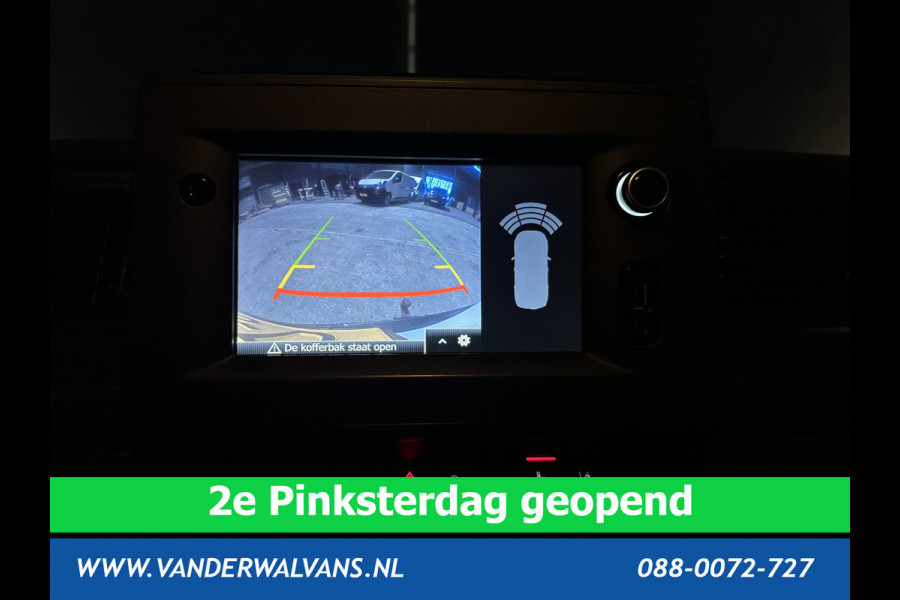 Renault Master 2.3 dCi 136pk L2H2 Euro6 Airco | Navigatie | Camera | 2500kg Trekhaak | LED cruisecontrol, parkeersensoren, bijrijdersbank