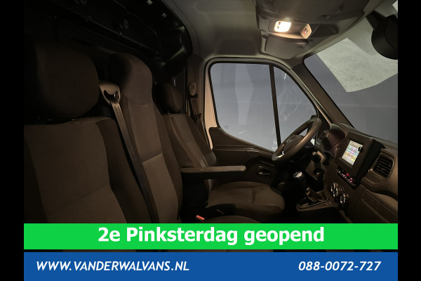 Renault Master 2.3 dCi 136pk L2H2 Euro6 Airco | Navigatie | Camera | 2500kg Trekhaak | LED cruisecontrol, parkeersensoren, bijrijdersbank