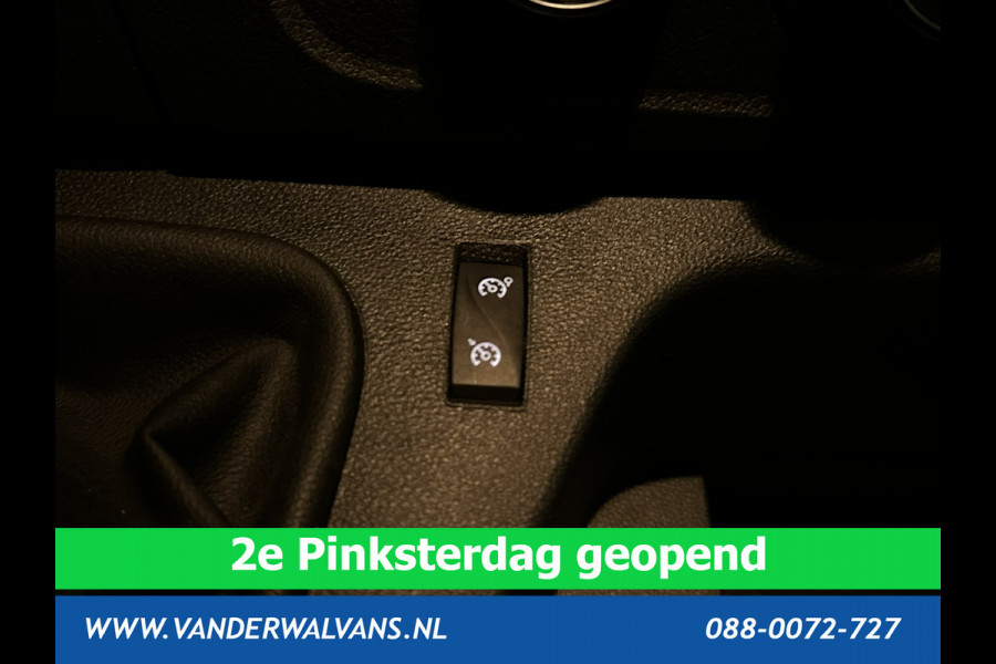 Renault Master 2.3 dCi 136pk L2H2 Euro6 Airco | Navigatie | Camera | 2500kg Trekhaak | LED cruisecontrol, parkeersensoren, bijrijdersbank