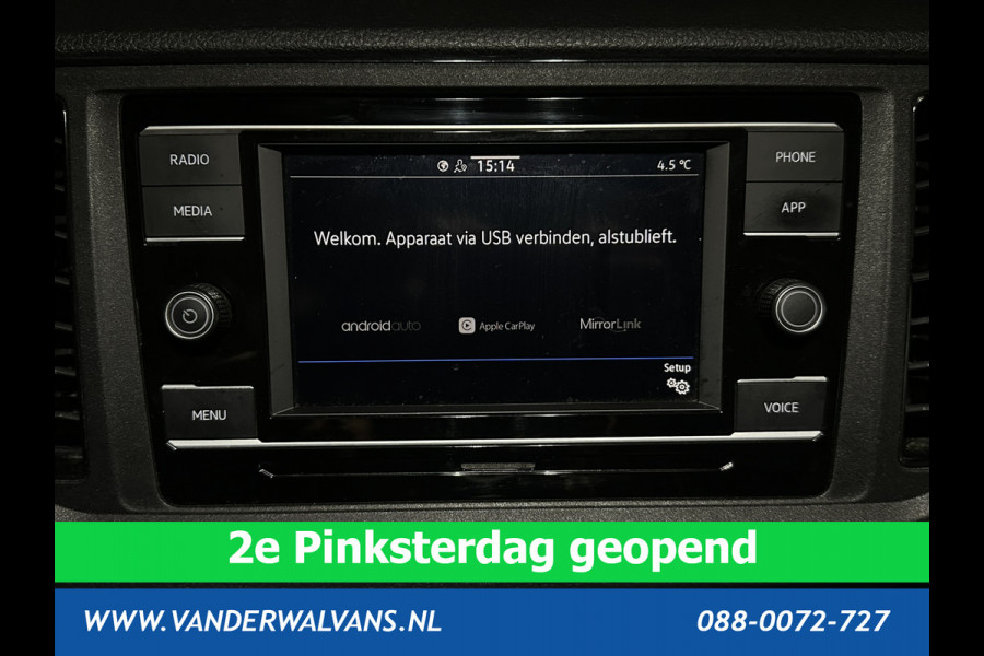Volkswagen Crafter 2.0 TDI 140 pk L3H3 L2H2 Euro6 Airco | Camera | Cruisecontrol | Apple Carplay Android Auto, Chauffeursstoel, Parkeersensoren, Bijrijdersbank, 3000kg Trekvermogen, zilver