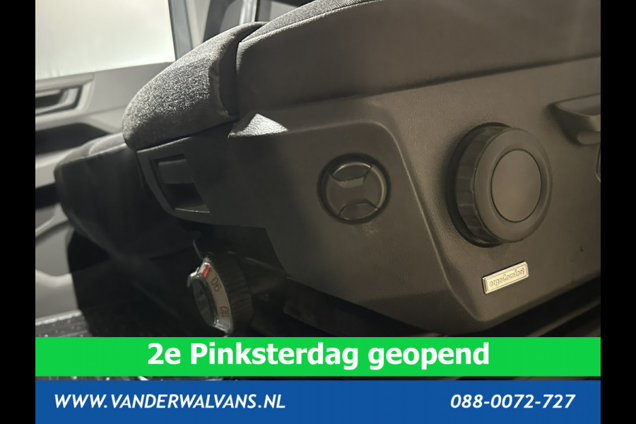 Volkswagen Crafter 2.0 TDI 140 pk L3H3 L2H2 Euro6 Airco | Camera | Cruisecontrol | Apple Carplay Android Auto, Chauffeursstoel, Parkeersensoren, Bijrijdersbank, 3000kg Trekvermogen, zilver