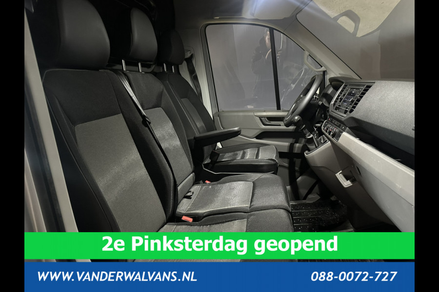 Volkswagen Crafter 2.0 TDI 140 pk L3H3 L2H2 Euro6 Airco | Camera | Cruisecontrol | Apple Carplay Android Auto, Chauffeursstoel, Parkeersensoren, Bijrijdersbank, 3000kg Trekvermogen, zilver