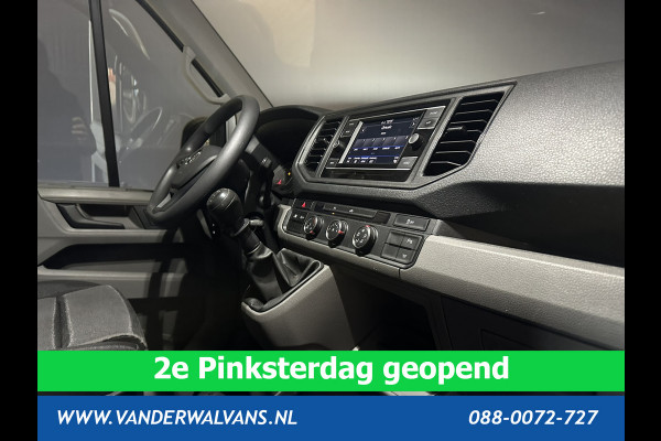 Volkswagen Crafter 2.0 TDI 140 pk L3H3 L2H2 Euro6 Airco | Camera | Cruisecontrol | Apple Carplay Android Auto, Chauffeursstoel, Parkeersensoren, Bijrijdersbank, 3000kg Trekvermogen, zilver