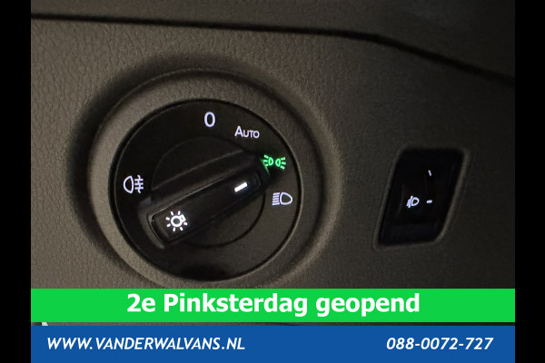 Volkswagen Crafter 2.0 TDI 140 pk L3H3 L2H2 Euro6 Airco | Camera | Cruisecontrol | Apple Carplay Android Auto, Chauffeursstoel, Parkeersensoren, Bijrijdersbank, 3000kg Trekvermogen, zilver
