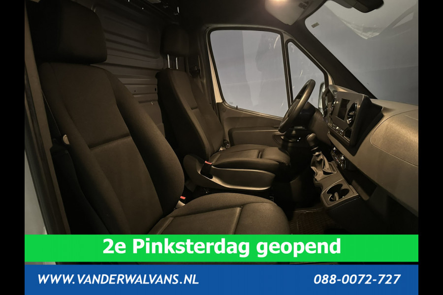 Mercedes-Benz Sprinter 314 CDI 143pk L2H2 Euro6 Airco | Camera | Navigatie | Apple Carplay | Trekhaak Android Auto, Cruisecontrol, Chauffeursstoel