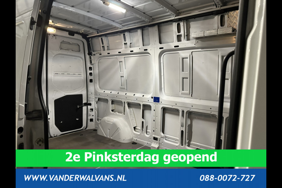 Mercedes-Benz Sprinter 314 CDI 143pk L2H2 Euro6 Airco | Camera | Navigatie | Apple Carplay | Trekhaak Android Auto, Cruisecontrol, Chauffeursstoel