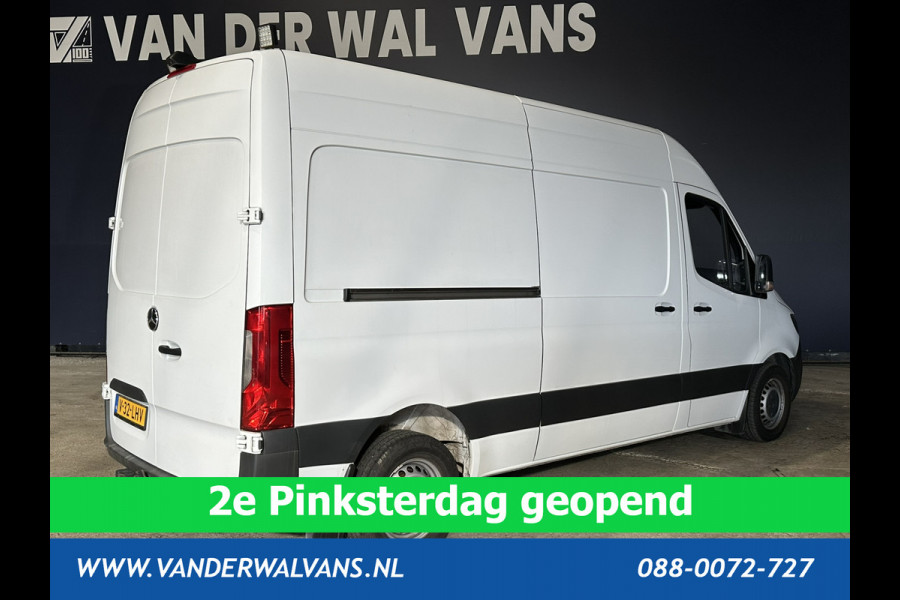 Mercedes-Benz Sprinter 314 CDI 143pk L2H2 Euro6 Airco | Camera | Navigatie | Apple Carplay | Trekhaak Android Auto, Cruisecontrol, Chauffeursstoel