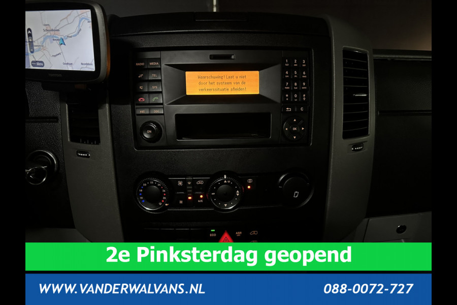 Mercedes-Benz Sprinter 316 CDI 163 pk L2H2 Euro6 Airco | 2800kg trekhaak | Navigatie | Cruisecontrol Parkeersensoren