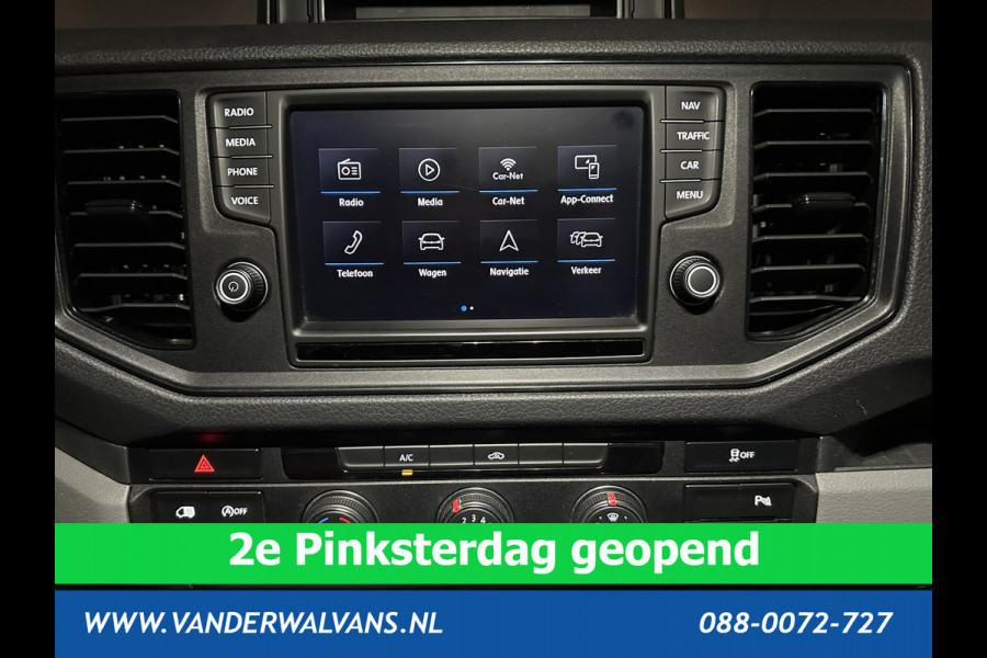 Volkswagen Crafter 2.0 TDI 141pk L3H2 L2H1 Euro6 Airco | Camera | Navigatie | 3000kg trekhaak Apple Carplay, Android Auto, Parkeersensoren, Bijrijdersbank