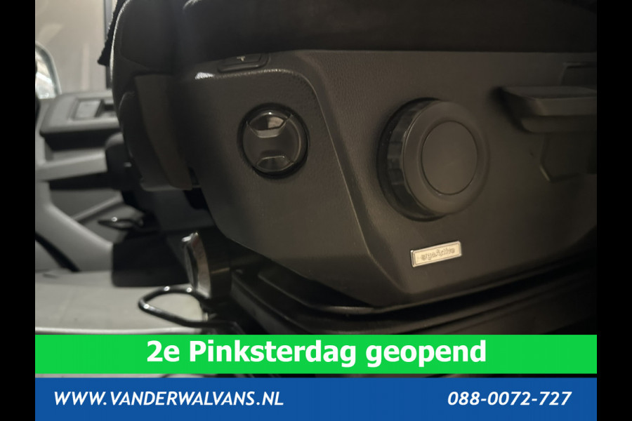 Volkswagen Crafter 2.0 TDI 141pk L3H3 L2H2 Euro6 Airco | Camera | Apple Carplay | Cruisecontrol Chauffeursstoel, Android Auto