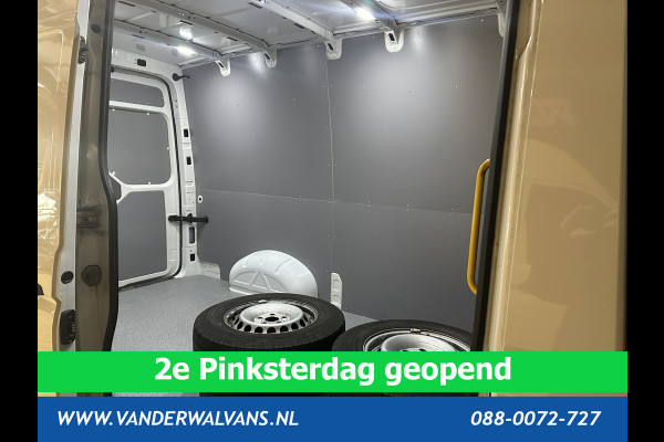Volkswagen Crafter 2.0 TDI 141pk L3H3 L2H2 Euro6 Airco | Camera | Apple Carplay | Cruisecontrol Chauffeursstoel, Android Auto