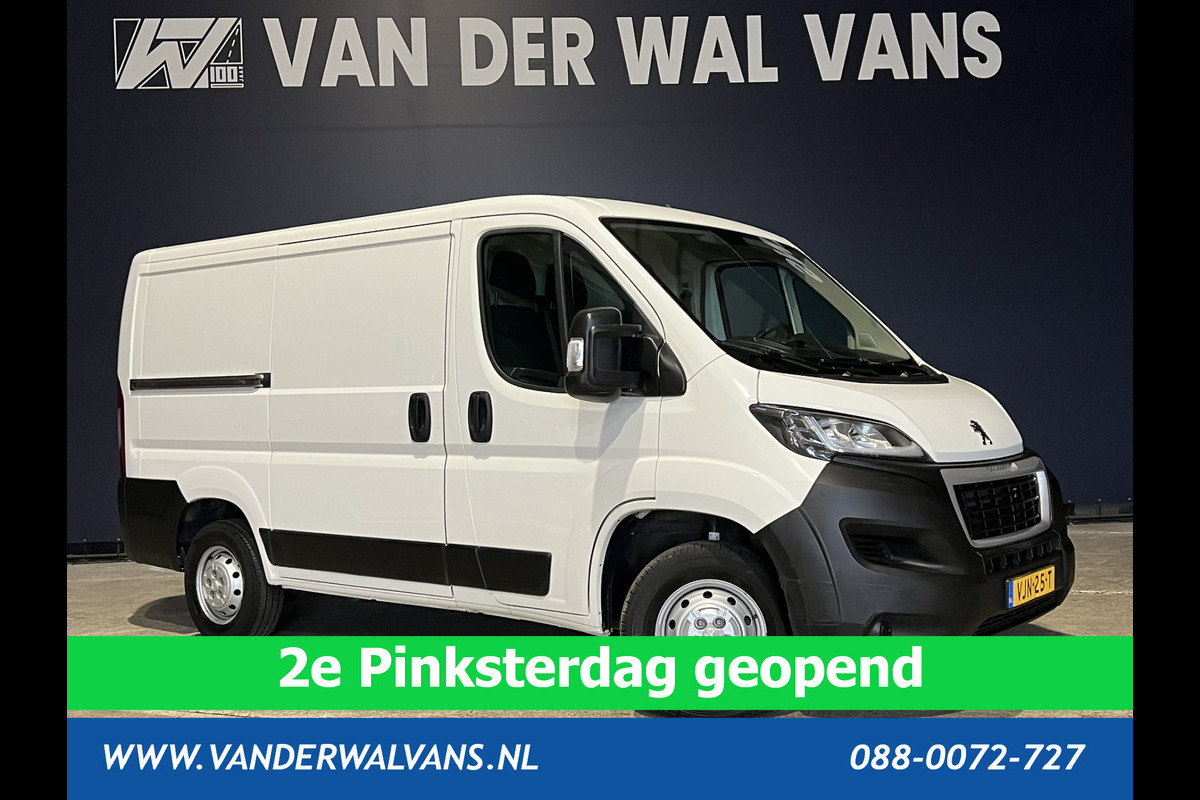 Peugeot Boxer 2.2 BlueHDi 120pk L1H1 Euro6 Airco | Camera | Navigatie | Trekhaak | Cruisecontrol Parkeersensoren, Bijrijdersbank Peugeot Boxer 2.2 BlueHDi 120pk L1H1 Euro6 Airco | Camera | Navigatie | Trekhaak | Cruisecontrol Parkeersensoren, Bijrijdersbank