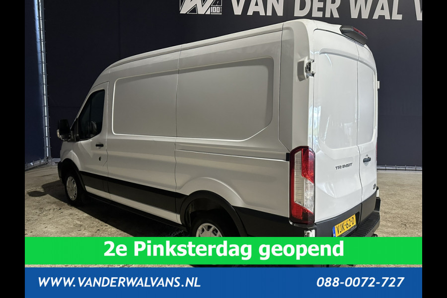 Ford Transit 2.0 TDCI L2H2 Euro6 Airco | Cruisecontrol | 2450kg Trekhaak | Verwarmde voorruit | Parkeersensoren Bijrijdersbank