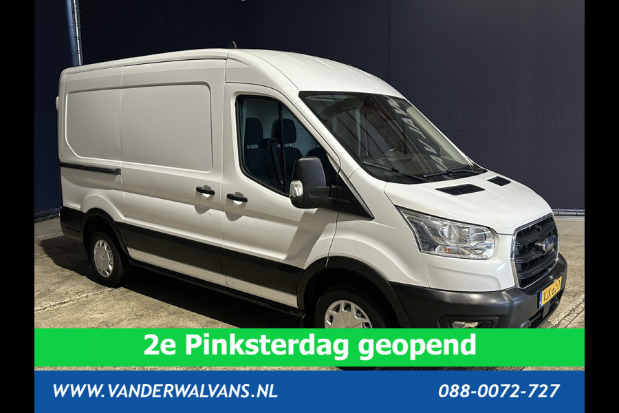 Ford Transit 2.0 TDCI L2H2 Euro6 Airco | Cruisecontrol | 2450kg Trekhaak | Verwarmde voorruit | Parkeersensoren Bijrijdersbank