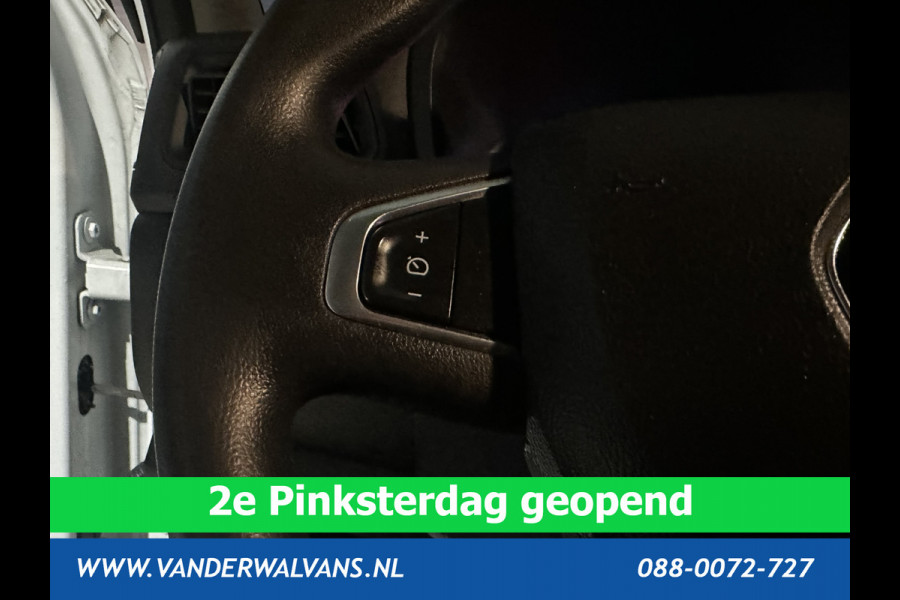 Renault Master 2.3 dCi 136pk L2H2 Euro6 Airco | Camera | Navigatie | Cruisecontrol | Trekhaak | Parkeersensoren Bijrijdersbank