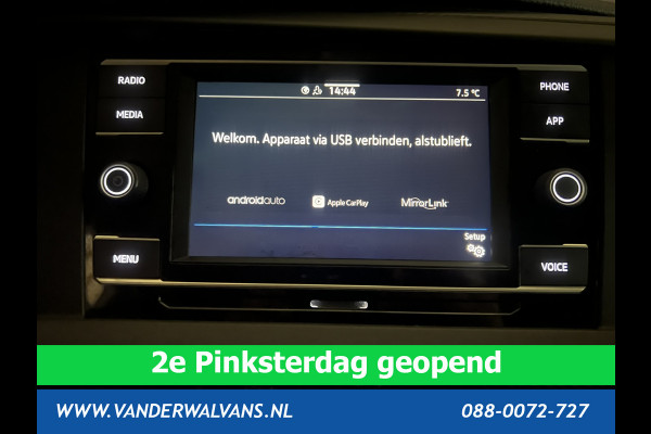 Volkswagen Transporter 2.0 TDI 111pk L1H1 Euro6 RIJKLAAR Airco | Camera | Apple Carplay | Android Auto | Cruisecontrol Trekhaak, Parkeersensoren